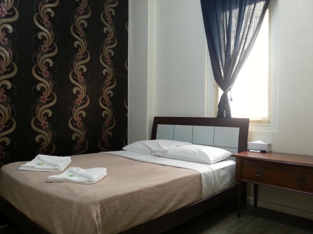 Double Room with Shared Bathroom